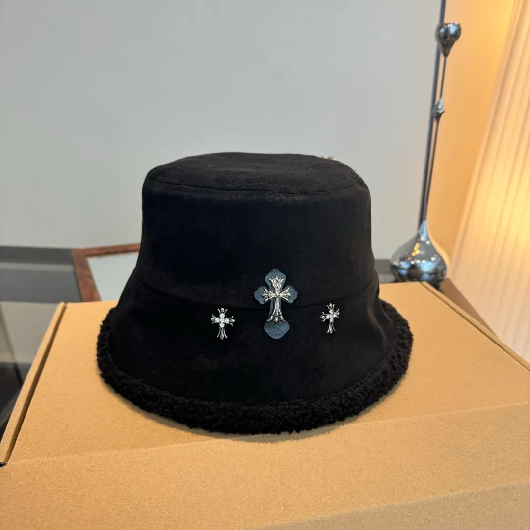 💰100¥ Croxin new wool bucket hat, foldable